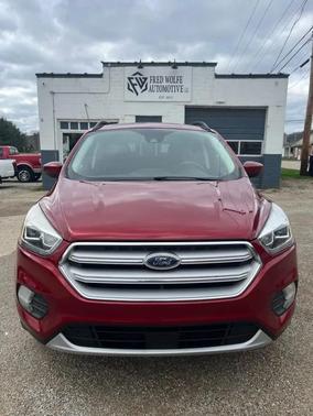 Ruby Red Metallic Tinted Clearcoat 2019 Ford Escape SEL