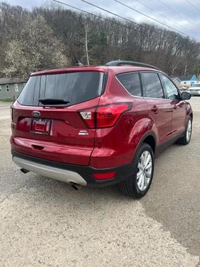 Ruby Red Metallic Tinted Clearcoat 2019 Ford Escape SEL