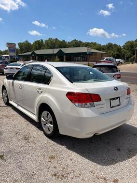 Satin White Pearl 2013 Subaru Legacy Base