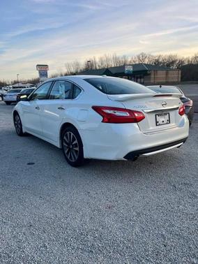 2017 Nissan Altima 2.5 SV