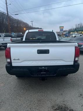 2019 Toyota Tacoma SR