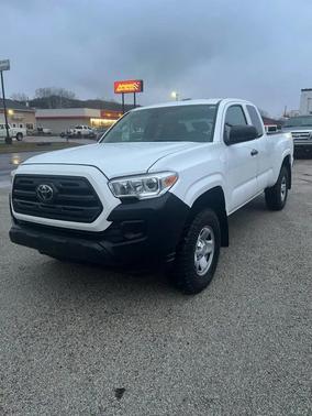2019 Toyota Tacoma SR