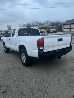 2019 Toyota Tacoma SR