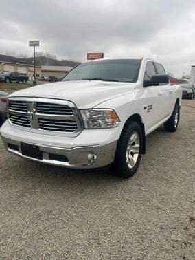2019 RAM 1500 SLT