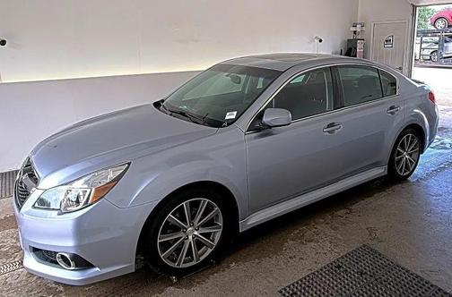 Ice Silver Metallic 2014 Subaru Legacy Sport