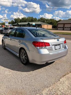 Ice Silver Metallic 2014 Subaru Legacy Sport
