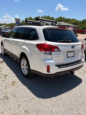 Satin White Pearl 2014 Subaru Outback 2.5i Premium