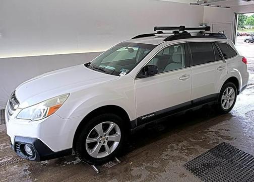 Satin White Pearl 2014 Subaru Outback 2.5i Premium