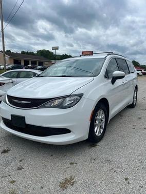 2021 Chrysler Voyager LXI