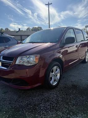 Brilliant Black Crystal Pearlcoat 2014 Dodge Grand Caravan AVP/SE