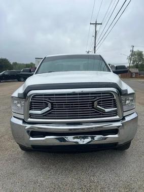 Bright White Clearcoat 2018 RAM 2500 Tradesman Crew Cab 4x4 6'4' Box