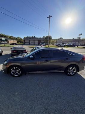Lunar Silver Metallic 2017 Honda Civic EX-T