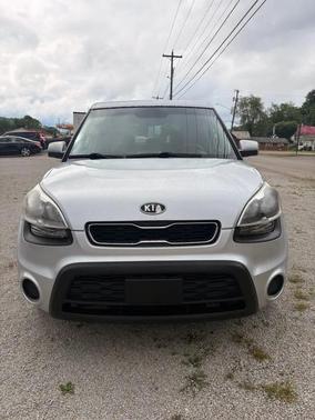 Bright Silver 2012 Kia Soul Base