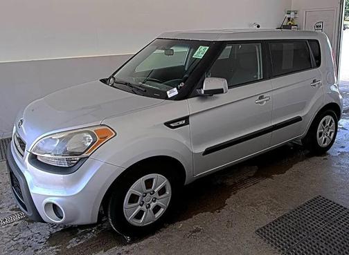 Bright Silver 2012 Kia Soul Base