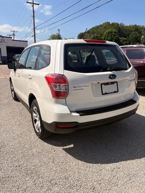Satin White Pearl 2015 Subaru Forester 2.5i
