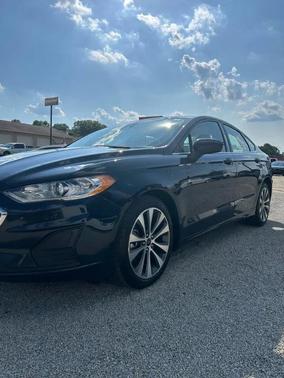 2020 Ford Fusion SE
