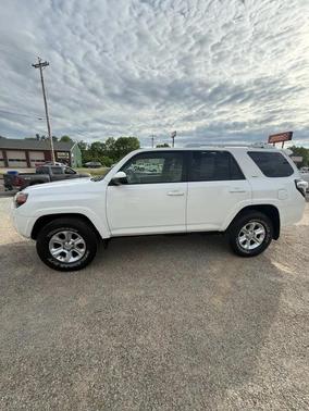 Super White 2015 Toyota 4Runner SR5