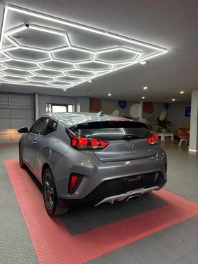 Sonic Silver 2019 Hyundai Veloster 2