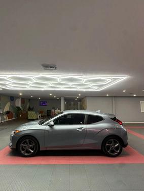 Sonic Silver 2019 Hyundai Veloster 2