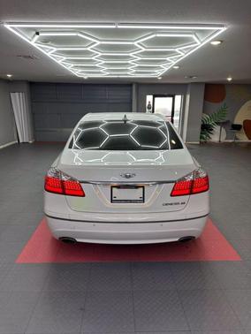 2011 Hyundai Genesis 4.6