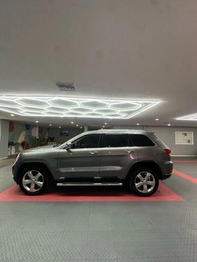 2012 Jeep Grand Cherokee Overland