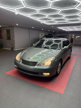 2004 Lexus ES 330 Base