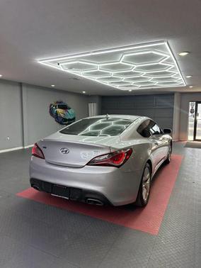 Santiago Silver 2014 Hyundai Genesis Coupe 2.0T