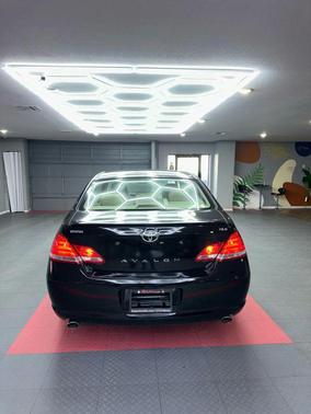 2006 Toyota Avalon XLS