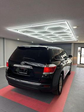 2013 Toyota Highlander SE