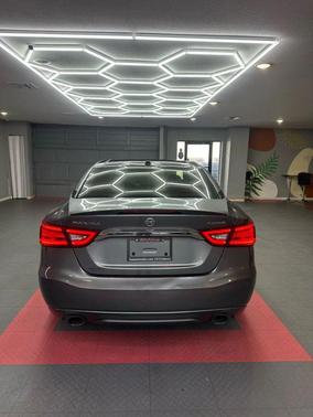 2017 Nissan Maxima 3.5 Platinum