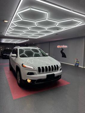 2014 Jeep Cherokee Sport