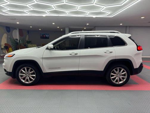 2014 Jeep Cherokee Sport