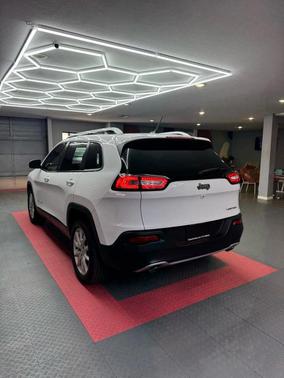 2014 Jeep Cherokee Sport