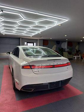 2013 Lincoln MKZ Base