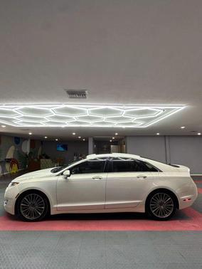 2013 Lincoln MKZ Base