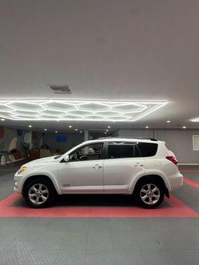 2010 Toyota RAV4 Limited