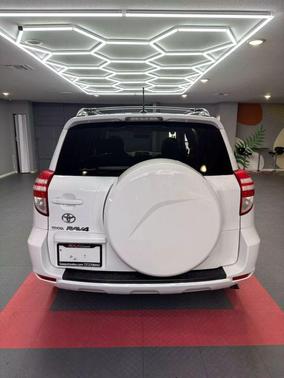 2010 Toyota RAV4 Limited