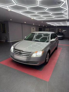 2005 Toyota Avalon XL