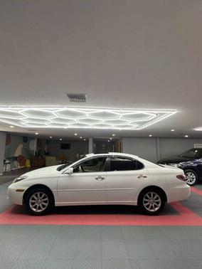 2004 Lexus ES 330 Base