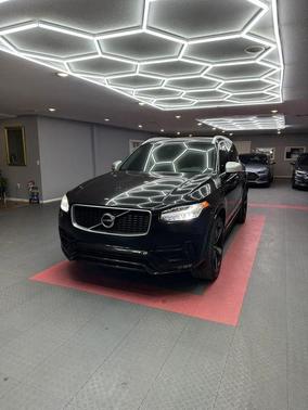 Onyx Black Metallic 2016 Volvo XC90 T5 R-Design