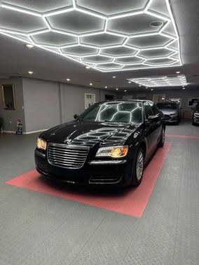 Gloss Black 2013 Chrysler 300 S