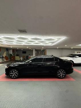 Black Stone 2020 Volvo S60 T5 Momentum