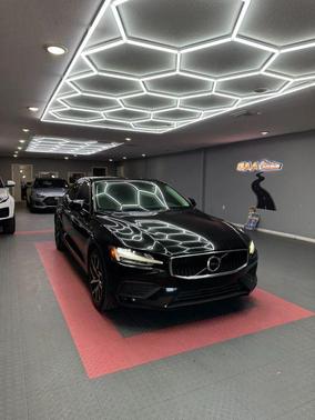 Black Stone 2020 Volvo S60 T5 Momentum