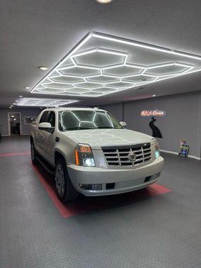 2008 Cadillac Escalade EXT Base