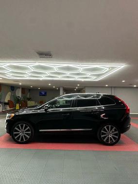 2016 Volvo XC60 T5 Drive-E Premier