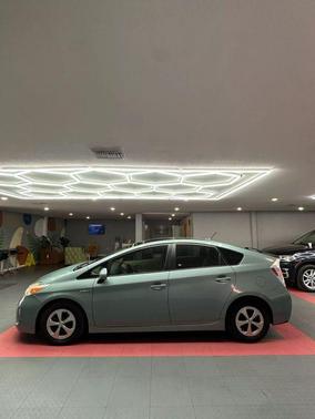 2014 Toyota Prius Three