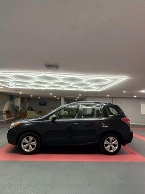 2016 Subaru Forester 2.5i