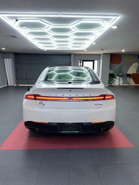 2014 Lincoln MKZ Base