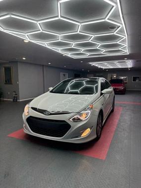2013 Hyundai SONATA Hybrid Limited