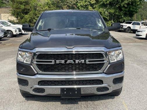 Photo 3 of 34 of 2019 RAM 1500 Tradesman